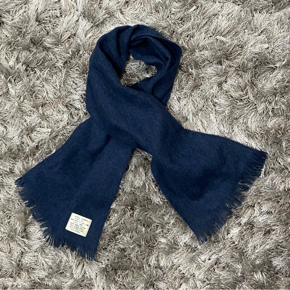 Omega Scarves vintage 100% wool men blue fringed edged scarf. Unisex. Used.